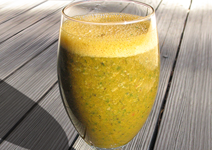 Tangy Carrot Kale Smoothie