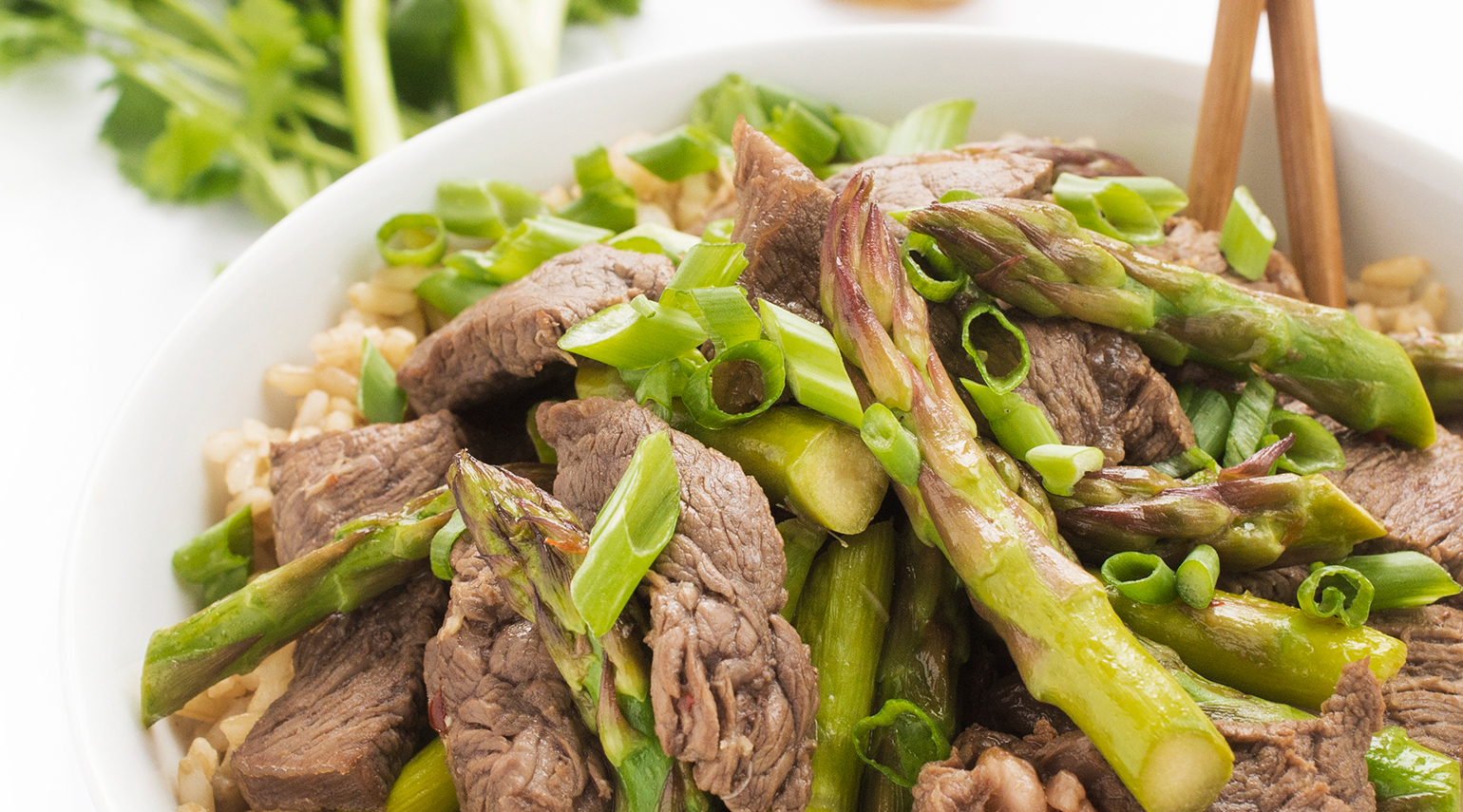 Ginger Beef and Asparagus Stir-Fry